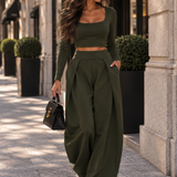 Model - Komplet top i pantalone